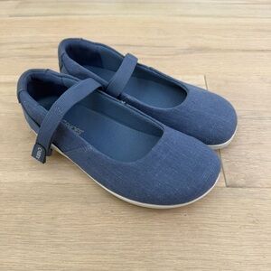 Xero Cassie moonlit Blue Casual Hemp
Canvas Shoe 8.5